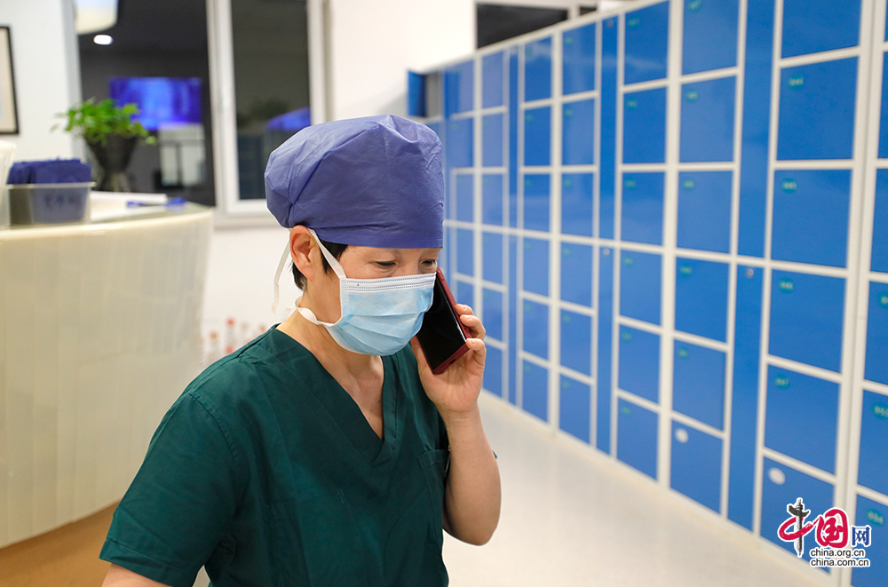 晋中市医护人员跨年夜 坚守岗位 守护健康