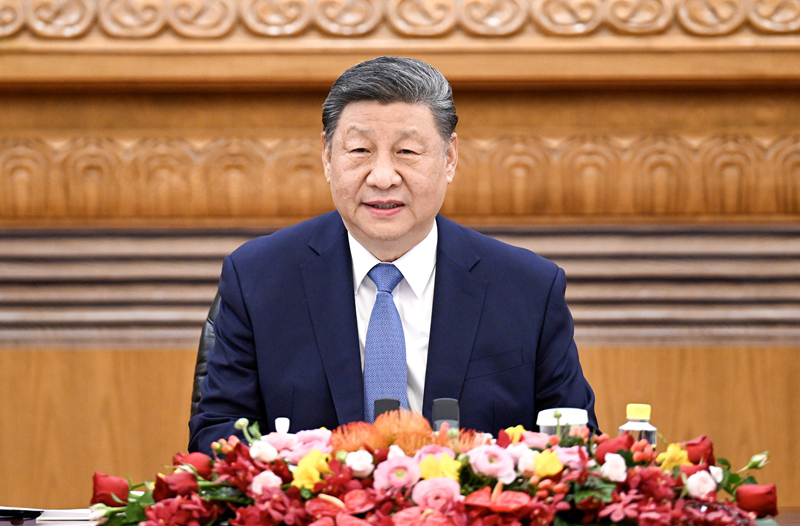 习近平会见国际工商界代表
