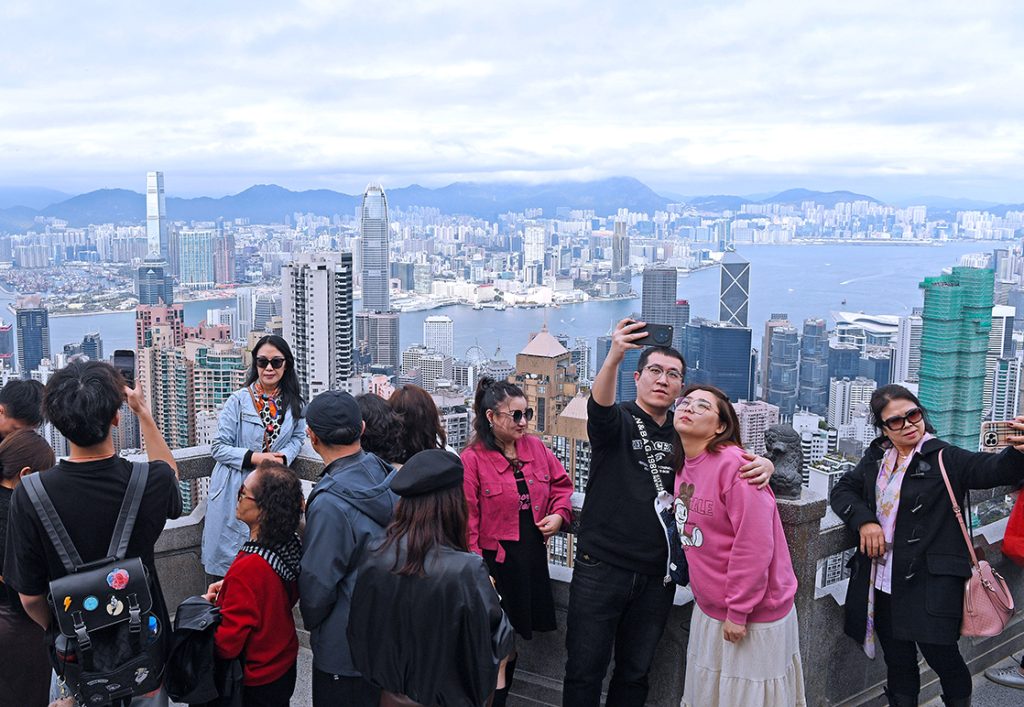 香港五一旅游市场强劲复苏：年轻游客催生"在地体验"新趋势 多元供给体系亟待构建
