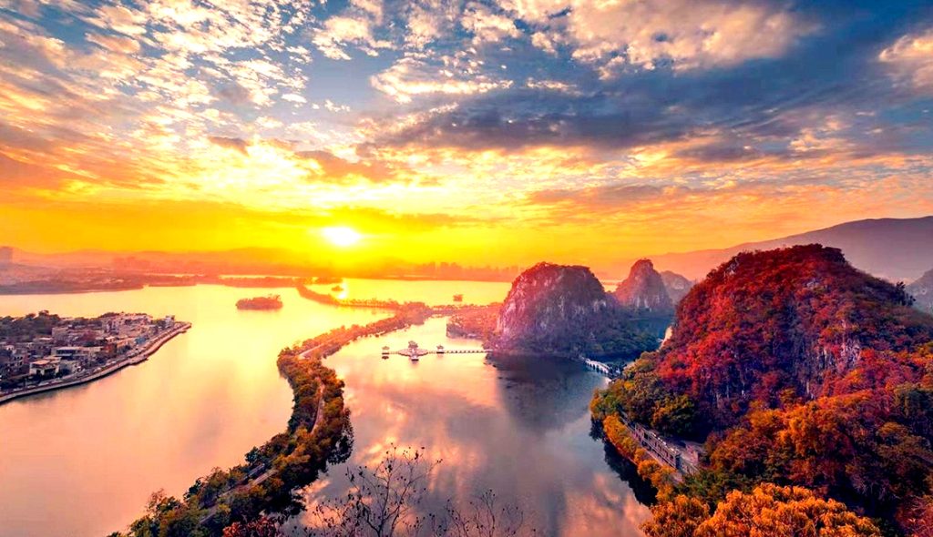 肇庆星湖夏日文旅盛宴：山水秘境中的人文与自然交响​