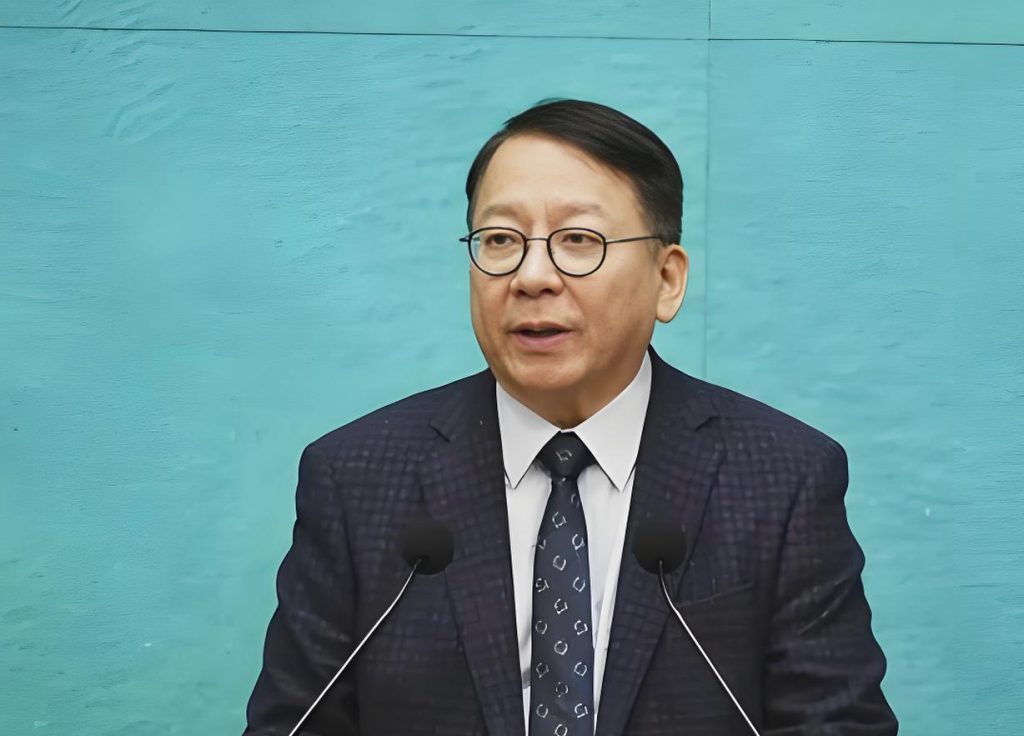 化悲痛为改革动力 陈国基呼吁香港市民踊跃参与立法会选举​